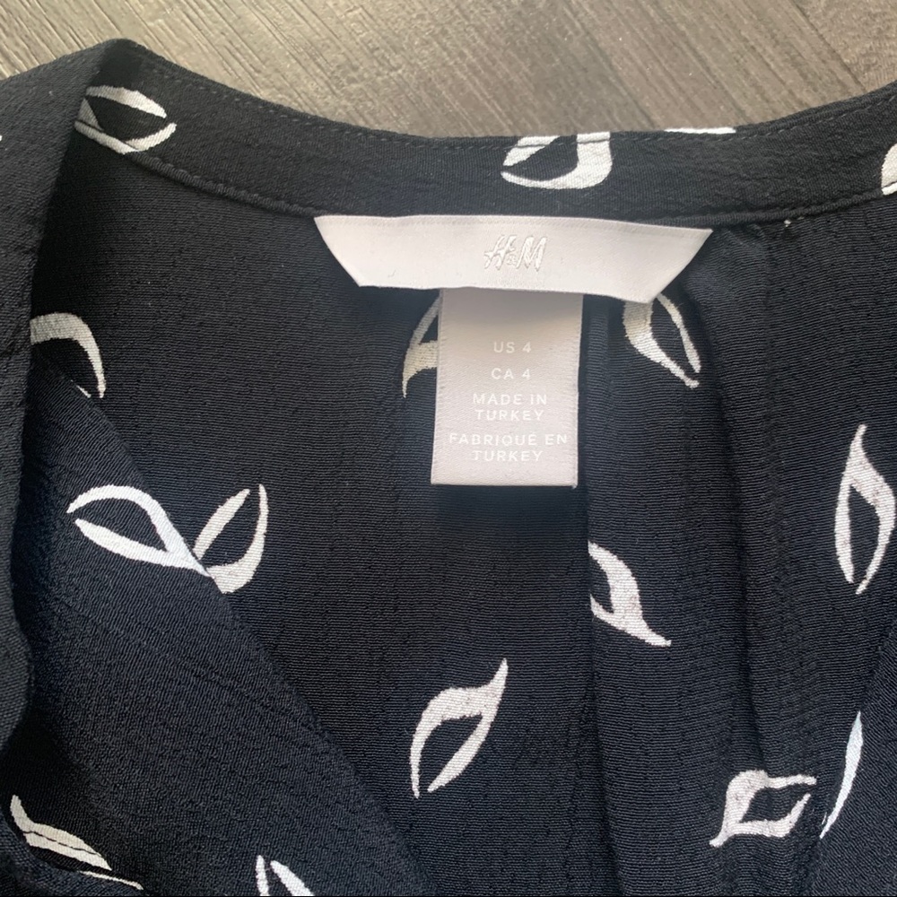 H&M Patterned Dress - Picture 3 of 5